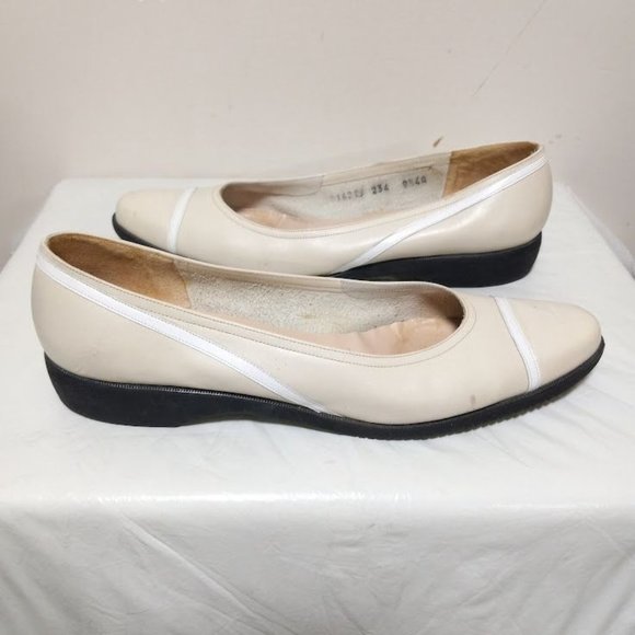 Salvatore Ferragamo Leather Slip On Almond Toe Shoes Cream Women's Size 8.5 4A - Picture 13 of 16